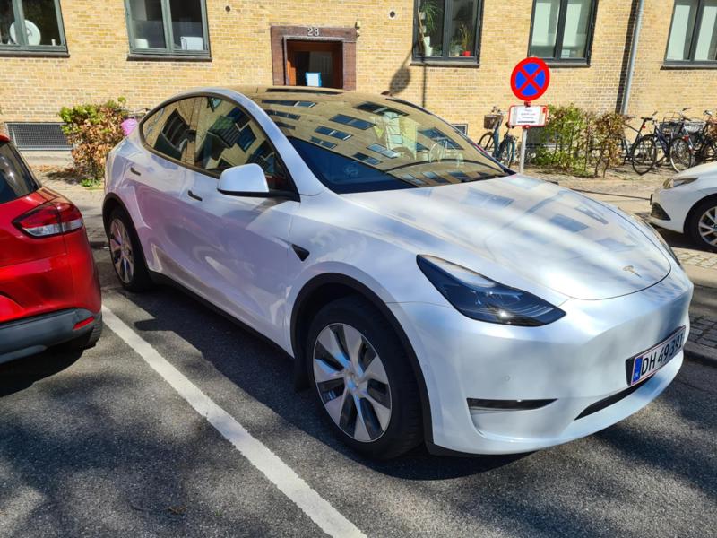 image of TESLA Model Y